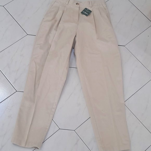 L.L. Bean Pants - LLBEAN women's pants NWT Size 8 P